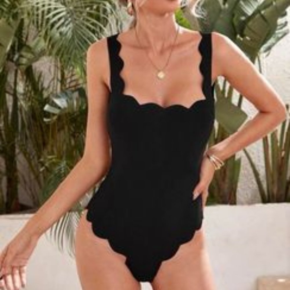SHEIN Scallop Edge Solid Black Tank Bodysuit NWOT - Picture 1 of 1